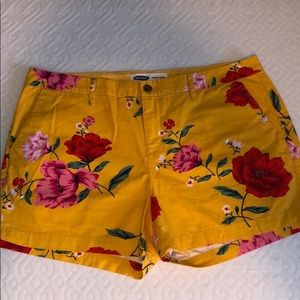 Old Navy Everyday Floral Shorts - Size 14